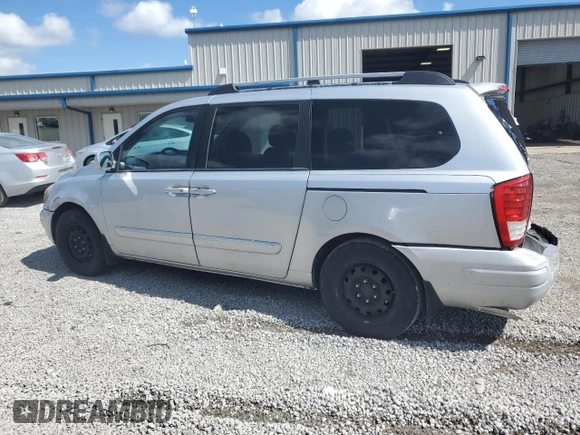 2008 Hyundai Entourage GLS z VIN KNDMC233986048910, wystawiony jako Copart lot #56009155 z przebiegiem 246 917 mil mil oraz Szkoda całkowita • Salvage title. Historia ofert i sprzedaży dostępna na DreamBid. Obrazek 2.
