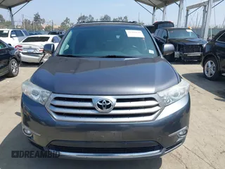 2013 Toyota Highlander Limited with VIN 5TDYK3EH2DS115747, listed as a IAAI auction lot 42460120 with 149,479 mi miles and . Bid and sale history available at DreamBid. Image 12.