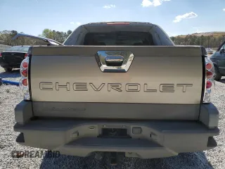 2002 Chevrolet Avalanche z VIN 3GNEC13TX2G136330, wystawiony jako Copart lot #50176365 z przebiegiem 274 177 mil mil oraz Szkody całkowita. Historia ofert i sprzedaży dostępna na DreamBid. Obrazek 6.