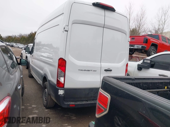 2022 Ford Transit Cargo z VIN 1FTBR1X84NKA82407, wystawiony jako IAAI lot #41503201 z przebiegiem 53 194 mil mil oraz . Historia ofert i sprzedaży dostępna na DreamBid. Obrazek 14.