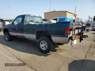 1995 Dodge 2500 z VIN 1B7KF26W1SS168770, wystawiony jako Copart lot #60176385 z przebiegiem 137 970 mil mil oraz Czysty tytuł • Clean title. Historia ofert i sprzedaży dostępna na DreamBid. Obrazek 2.