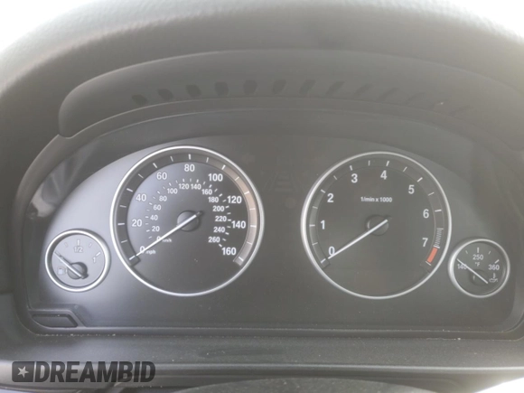 2013 BMW 5 Series 528i xDrive with VIN WBAXH5C57DD113791, listed as a Copart auction lot 80274744 with 170,905 mi miles and Clean title. Bid and sale history available at DreamBid. Image 9.