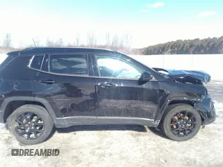 2022 Jeep Compass Latitude с VIN 3C4NJDBB5NT198996, выставлен на аукционе IAAI как лот 41612511 с пробегом 13 986 миль миль и . История ставок и продаж доступна на DreamBid. Изображение 13.