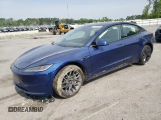 2024 Tesla Model 3 z VIN 5YJ3E1EA4RF783604, wystawiony jako Copart lot #54160355 z przebiegiem 28 170 mil mil oraz Szkody całkowita. Historia ofert i sprzedaży dostępna na DreamBid. Obrazek 1.