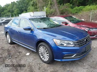 2017 Volkswagen Passat SE с VIN 1VWBT7A31HC010464, выставлен на аукционе IAAI как лот 42610800 с пробегом 92 090 миль миль и . История ставок и продаж доступна на DreamBid. Изображение 1.