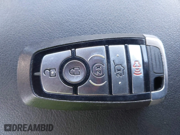 2024 Ford Edge SEL z VIN 2FMPK4J9XRBA43703, wystawiony jako IAAI lot #42064393 z przebiegiem 15 522 mil mil oraz . Historia ofert i sprzedaży dostępna na DreamBid. Obrazek 11.