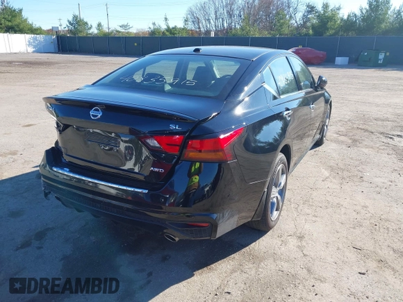 2020 Nissan Altima 2.5 SL with VIN 1N4BL4EWXLC102435, listed as a IAAI auction lot 40835915 with 48,917 mi miles. Bid and sale history available at carsss.com. Image 4.