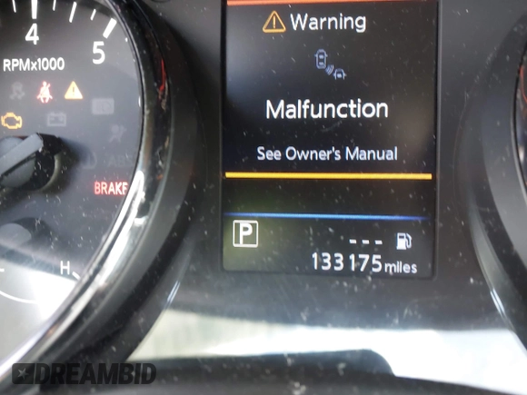 2018 Nissan Rogue SV with VIN KNMAT2MV5JP593778, listed as a IAAI auction lot 42086275 with 133,175 mi miles. Bid and sale history available at carsss.com. Image 16.