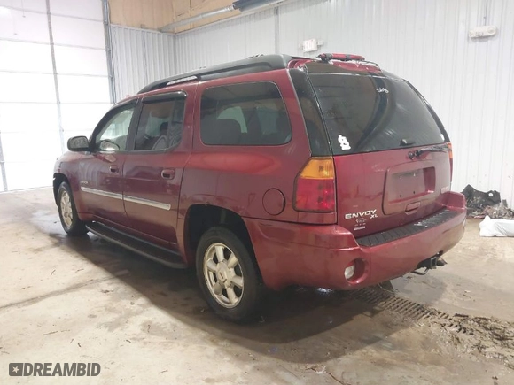 2006 GMC Envoy XL SLE with VIN 1GKET16S666128975, listed as a IAAI auction lot 41303944 with 292,318 mi miles. Bid and sale history available at carsss.com. Image 3.