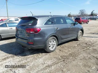 2019 Kia Sorento LX with VIN 5XYPGDA38KG515237, listed as a IAAI auction lot 41782259 with 55,543 mi miles. Bid and sale history available at carsss.com. Image 4.