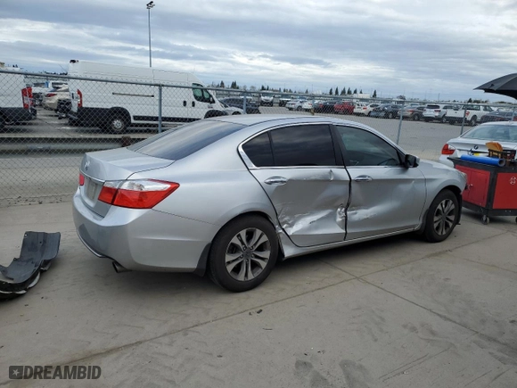 2015 Honda Accord Sedan LX with VIN 1HGCR2F39FA039576, listed as a Copart auction lot 48719025 with 58,187 mi miles and Salvage Title. Bid and sale history available at carsss.com. Image 3.