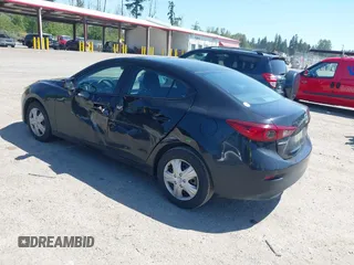 2015 Mazda 3 i Sport z VIN JM1BM1U74F1239306, wystawiony jako IAAI lot #42353133 z przebiegiem 150 051 mil mil oraz . Historia ofert i sprzedaży dostępna na DreamBid. Obrazek 3.
