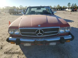 1987 Mercedes-Benz 560 SL with VIN WDBBA48D8HA059600, listed as a Copart auction lot 84690904 with 118,834 mi miles and Clean Title. Bid and sale history available at carsss.com. Image 5.