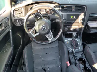 2017 Volkswagen GTI S z VIN 3VW447AU5HM002056, wystawiony jako Copart lot #56643855 z przebiegiem 48 841 mil mil oraz Szkoda całkowita • Salvage title. Historia ofert i sprzedaży dostępna na DreamBid. Obrazek 8.