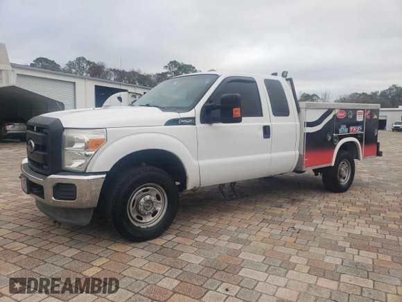 2014 Ford F-250 XL z VIN 1FT7X2BT4EEA78482, wystawiony jako Copart lot #62731915 z przebiegiem 235 126 mil mil oraz Czysty tytuł • Clean title. Historia ofert i sprzedaży dostępna na DreamBid. Obrazek 2.
