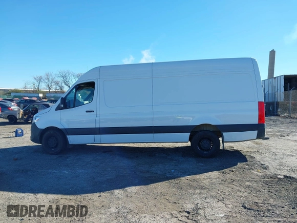 2024 Mercedes-Benz Sprinter Cargo with VIN W1Y4NCHY2RT177333, listed as a IAAI auction lot 40842688 with Not Provided miles. Bid and sale history available at carsss.com. Image 14.