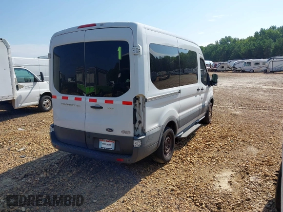 2016 Ford Transit XL z VIN 1FDZK1CM4GKB46112, wystawiony jako IAAI lot #42799593 z przebiegiem 207 041 mil mil oraz . Historia ofert i sprzedaży dostępna na DreamBid. Obrazek 4.