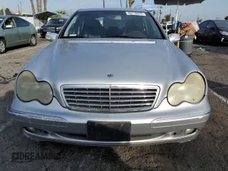 2003 Mercedes-Benz C 240 с VIN WDBRF61J43F336332, выставлен на аукционе Copart как лот 45718375 с пробегом 158 722 миль миль и Списание • Salvage title. История ставок и продаж доступна на DreamBid. Изображение 5.