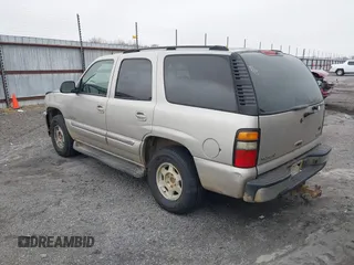 2005 GMC Yukon SLE with VIN 1GKEC13V25R125616, listed as a IAAI auction lot 41472406 with 1 mi miles. Bid and sale history available at carsss.com. Image 3.