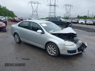 2010 Volkswagen Jetta Limited Edition with VIN 3VWAZ7AJ8AM131019, listed as a IAAI auction lot 42340420 with 263,840 mi miles and . Bid and sale history available at DreamBid. Image 1.