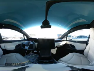 2022 Tesla Model X Plaid z VIN 7SAXCBE64NF352928, wystawiony jako IAAI lot #41406070 z przebiegiem 38 175 mil mil oraz . Historia ofert i sprzedaży dostępna na DreamBid. Obrazek 25.