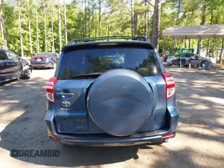 2011 Toyota RAV4 с VIN JTMZF4DV6B5042780, выставлен на аукционе IAAI как лот 42334262 с пробегом 208 441 миль миль и . История ставок и продаж доступна на DreamBid. Изображение 16.