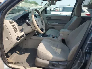 2012 Ford Escape XLT с VIN 1FMCU9DG9CKC72984, выставлен на аукционе Copart как лот 59854255 с пробегом 102 665 миль миль и Списание • Salvage title. История ставок и продаж доступна на DreamBid. Изображение 7.