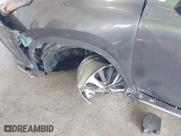 2021 Toyota Highlander XSE with VIN 5TDLZRBH6MS082409, listed as a IAAI auction lot 40172495 with 29,328 mi miles and . Bid and sale history available at DreamBid. Image 6.