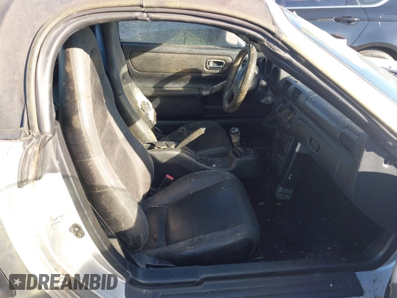 2001 Toyota MR2 with VIN JTDFR320810037068, listed as a IAAI auction lot 41625994 with 153,480 mi miles and . Bid and sale history available at DreamBid. Image 5.