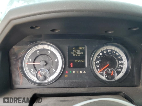 2014 Ram 2500 Tradesman z VIN 3C6UR5HL4EG173873, wystawiony jako Copart lot #55345715 z przebiegiem 299 713 mil mil oraz Czysty tytuł • Clean title. Historia ofert i sprzedaży dostępna na DreamBid. Obrazek 9.