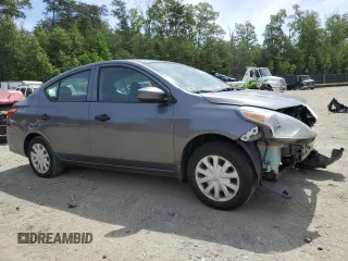 2016 Nissan Versa SV z VIN 3N1CN7AP0GL835261, wystawiony jako Copart lot #57330285 z przebiegiem 121 670 mil mil oraz Szkoda całkowita • Salvage title. Historia ofert i sprzedaży dostępna na DreamBid. Obrazek 4.