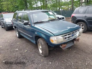 1996 Ford Explorer XL z VIN 1FMDU34XXTZA72897, wystawiony jako IAAI lot #42189017 z przebiegiem 169 520 mil mil oraz . Historia ofert i sprzedaży dostępna na DreamBid. Obrazek 1.