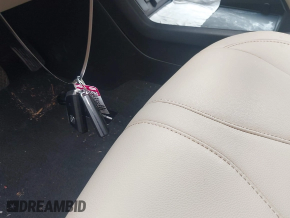 2024 Acura RDX with VIN 5J8TC2H37RL033766, listed as a IAAI auction lot 42119617 with 5,461 mi miles and . Bid and sale history available at DreamBid. Image 11.