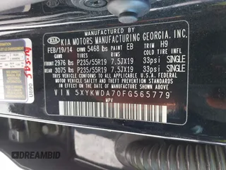 2015 Kia Sorento SX with VIN 5XYKWDA70FG565779, listed as a IAAI auction lot 41675010 with 134,060 mi miles. Bid and sale history available at carsss.com. Image 9.