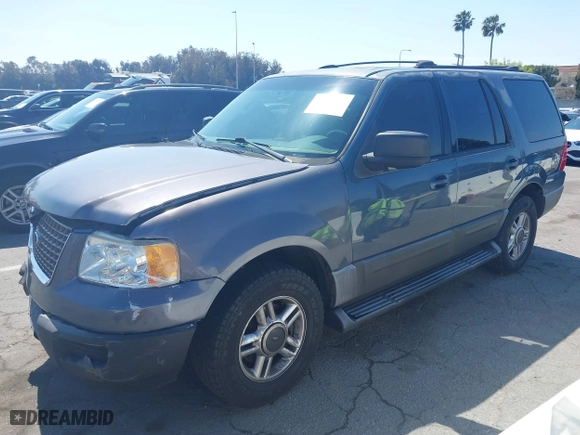 2003 Ford Expedition Special Service with VIN 1FMRU15W83LA50285, listed as a IAAI auction lot 41862419 with 180,224 mi miles. Bid and sale history available at carsss.com. Image 17.
