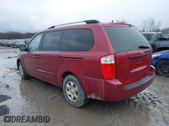 2009 Kia Sedona LX with VIN KNDMB233196282656, listed as a IAAI auction lot 41737300 with 95,971 mi miles. Bid and sale history available at carsss.com. Image 3.