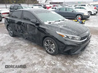 2023 Kia Forte LXS z VIN 3KPF24AD9PE511818, wystawiony jako IAAI lot #41554269 z przebiegiem 16 465 mil mil oraz . Historia ofert i sprzedaży dostępna na DreamBid. Obrazek 1.