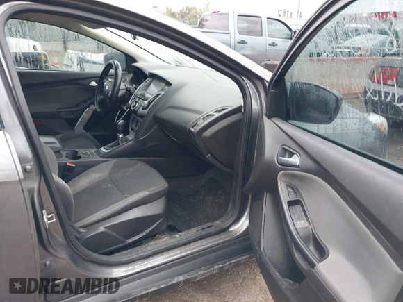 2013 Ford Focus SE with VIN 1FADP3K2XDL121660, listed as a IAAI auction lot 41984336 with 166,295 mi miles. Bid and sale history available at carsss.com. Image 5.