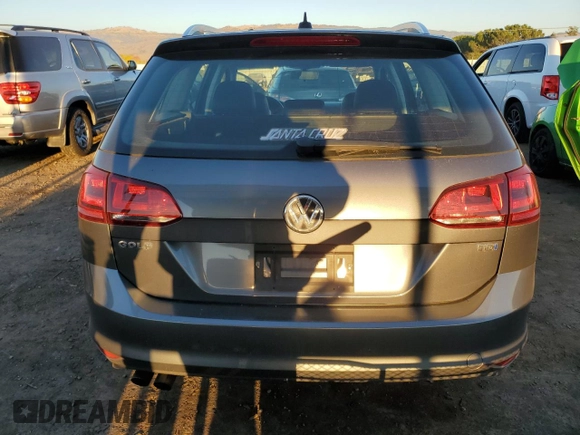 2015 Volkswagen Golf SportWagen TDI SEL with VIN 3VWCA7AU2FM503813, listed as a Copart auction lot 83393124 with 143,850 mi miles and Salvage Title. Bid and sale history available at carsss.com. Image 6.