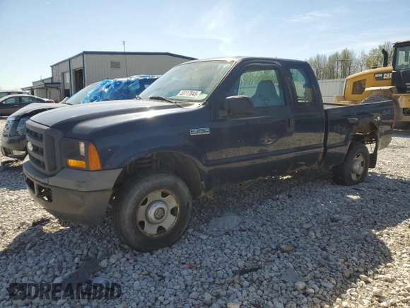2005 Ford F-250 XL с VIN 1FTSX21585ED28951, выставлен на аукционе Copart как лот 55117845 с пробегом Не указан миль и Чистый • Clean title. История ставок и продаж доступна на DreamBid. Изображение 1.