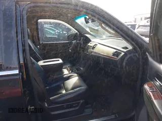 2013 Cadillac Escalade Premium with VIN 1GYS4CEF7DR102743, listed as a IAAI auction lot 41690593 with 228,070 mi miles. Bid and sale history available at carsss.com. Image 5.