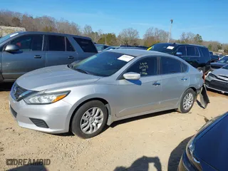 2017 Nissan Altima 2.5 SR with VIN 1N4AL3AP3HC207913, listed as a IAAI auction lot 41505152 with 109,258 mi miles. Bid and sale history available at carsss.com. Image 14.