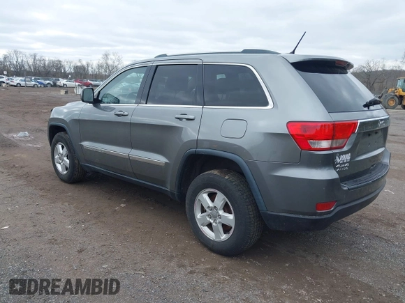 2012 Jeep Grand Cherokee Laredo with VIN 1C4RJFAG0CC270545, listed as a IAAI auction lot 41940781 with 200,529 mi miles. Bid and sale history available at carsss.com. Image 3.