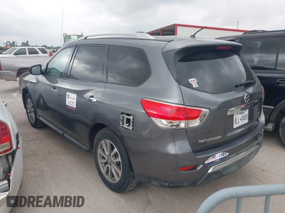 2016 Nissan Pathfinder S with VIN 5N1AR2MM4GC652935, listed as a IAAI auction lot 42101585 with 161,754 mi miles and . Bid and sale history available at DreamBid. Image 3.