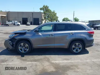 2018 Toyota Highlander Limited with VIN 5TDDZRFH1JS851022, listed as a IAAI auction lot 42527334 with 69,991 mi miles and . Bid and sale history available at DreamBid. Image 15.