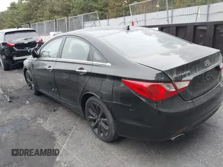2011 Hyundai Sonata Limited z VIN 5NPEC4AC3BH137632, wystawiony jako IAAI lot #40450436 z przebiegiem 133 583 mil mil oraz . Historia ofert i sprzedaży dostępna na DreamBid. Obrazek 3.