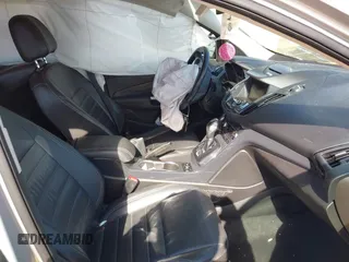 2015 Ford Escape Titanium with VIN 1FMCU0JX2FUB70760, listed as a IAAI auction lot 41649089 with 1 mi miles. Bid and sale history available at carsss.com. Image 5.