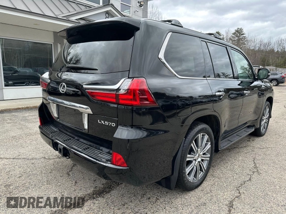 2017 Lexus LX 570 z VIN JTJHY7AX3H4232271, wystawiony jako Copart lot #49098145 z przebiegiem 100 948 mil mil oraz Czysty tytuł • Clean title. Historia ofert i sprzedaży dostępna na DreamBid. Obrazek 4.