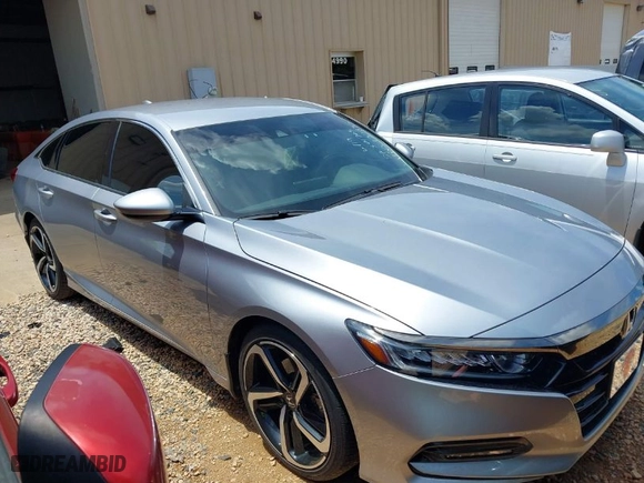 2020 Honda Accord Sedan Sport with VIN 1HGCV1F31LA137390, listed as a IAAI auction lot 39726952 with 1 mi miles. Bid and sale history available at carsss.com. Image 13.