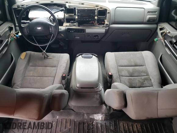 2005 Ford F-250 with VIN 1FTSW20Y35EB21950, listed as a Copart auction lot 45047195 with 190,951 mi miles and Salvage title. Bid and sale history available at DreamBid. Image 8.